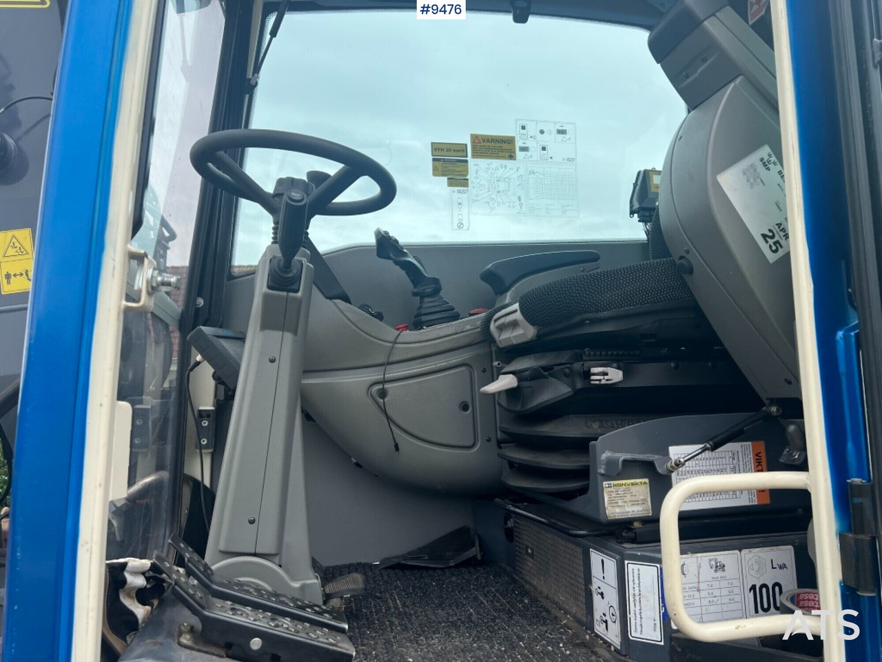 Escavatore gommato Terex TW 110 Railway machine (VIDEO): foto 5