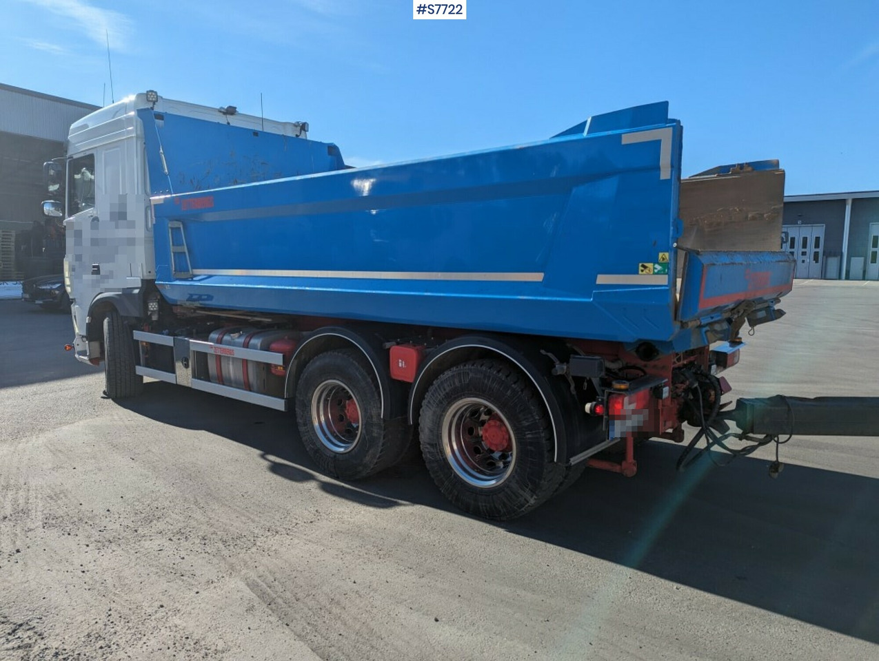 Tipper Truck DAF FAT XF530Z - Autocarro ribaltabile: foto 2 Tipper Truck DAF FAT XF530Z - Autocarro ribaltabile: foto 2