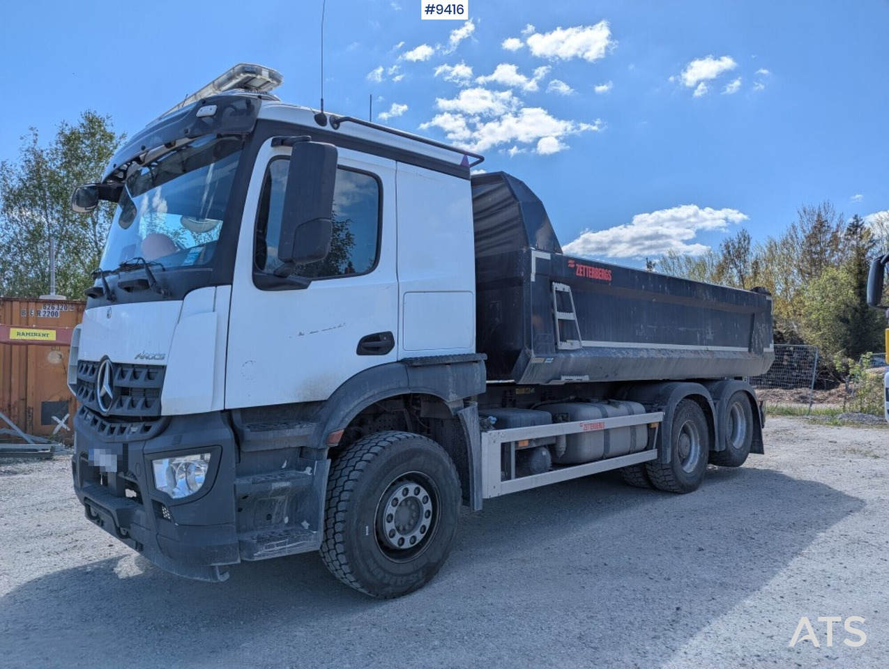 Tipper Truck Mercedes-Benz Arocs 6X2 - Autocarro ribaltabile: foto 1 Tipper Truck Mercedes-Benz Arocs 6X2 - Autocarro ribaltabile: foto 1