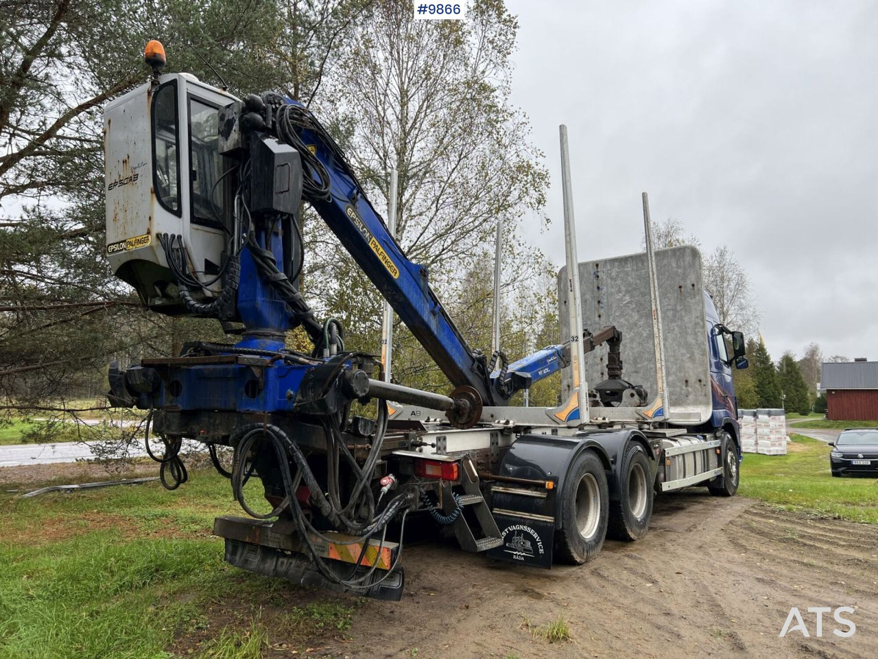 Volvo FH D13 Timber truck with Palfinger M110 crane - Camion trasporto legname: foto 4 Volvo FH D13 Timber truck with Palfinger M110 crane - Camion trasporto legname: foto 4
