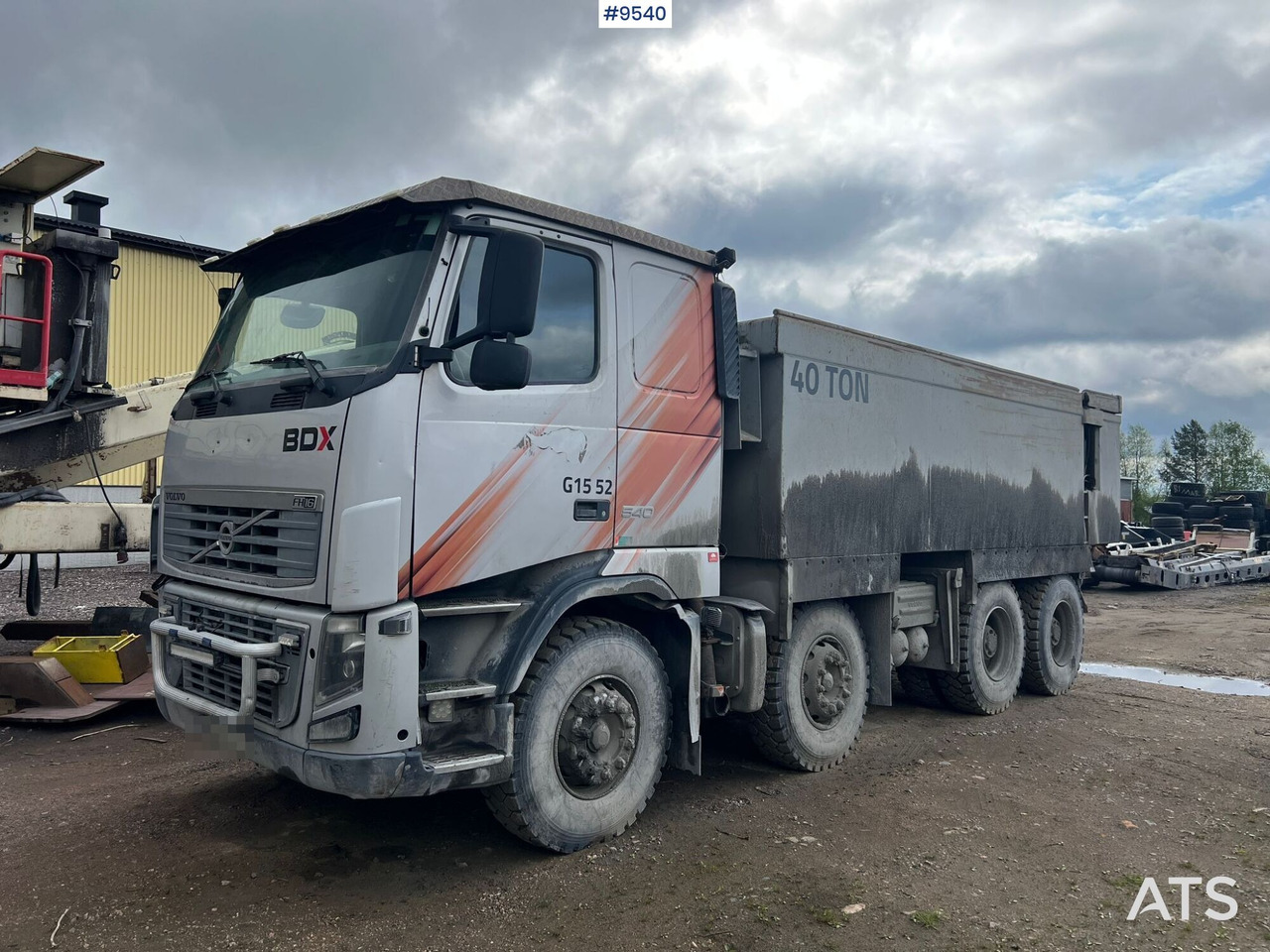 Volvo FH16 8*4 Tipper/Mining truck - Autocarro ribaltabile: foto 1 Volvo FH16 8*4 Tipper/Mining truck - Autocarro ribaltabile: foto 1