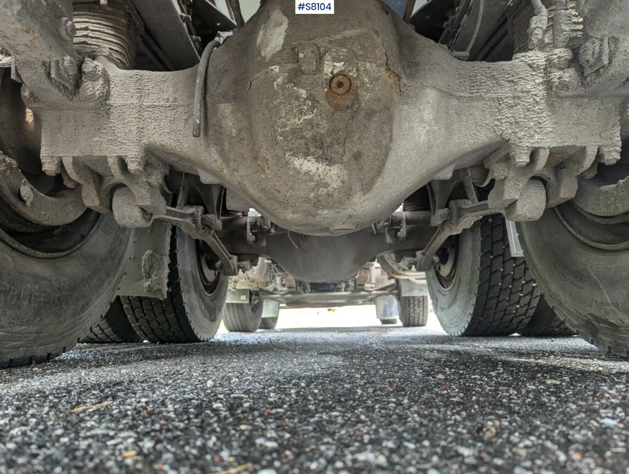 Autobetoniera Volvo FM400 8X4 Mixer Truck SEE VIDEO: foto 16 Autobetoniera Volvo FM400 8X4 Mixer Truck SEE VIDEO: foto 16