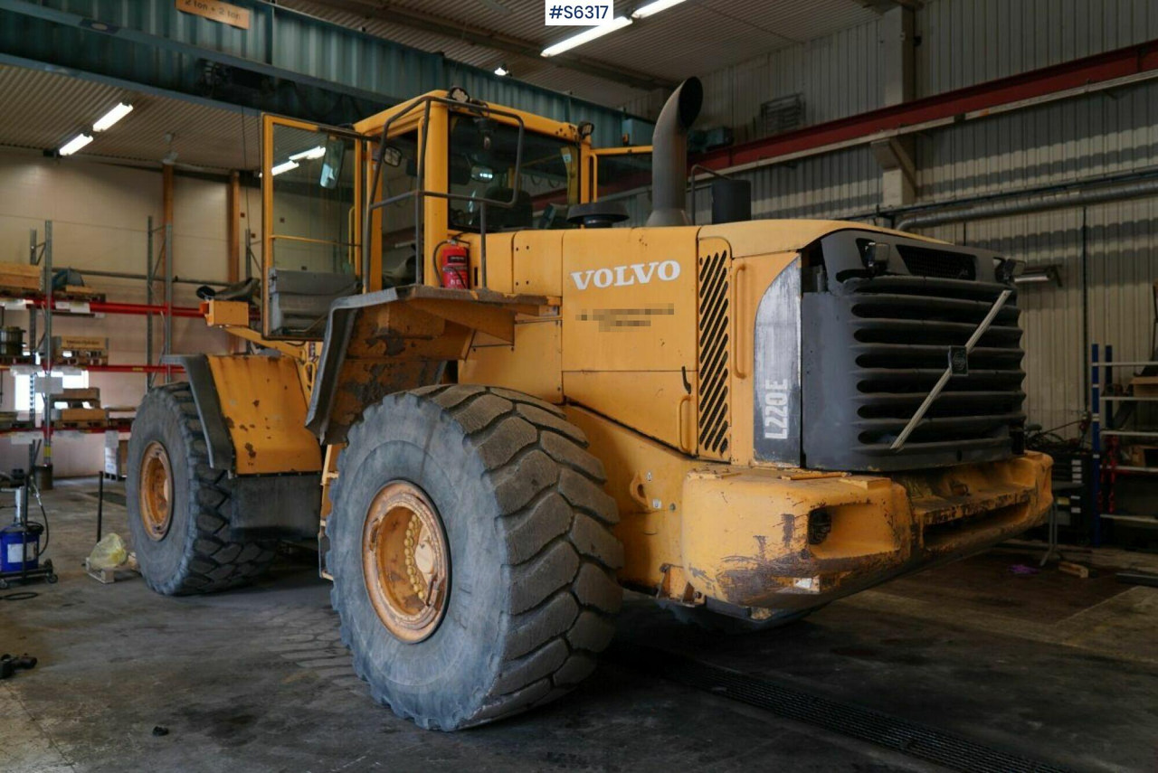 WHEEL LOADER VOLVO L220 E - Pala gommata: foto 2 WHEEL LOADER VOLVO L220 E - Pala gommata: foto 2