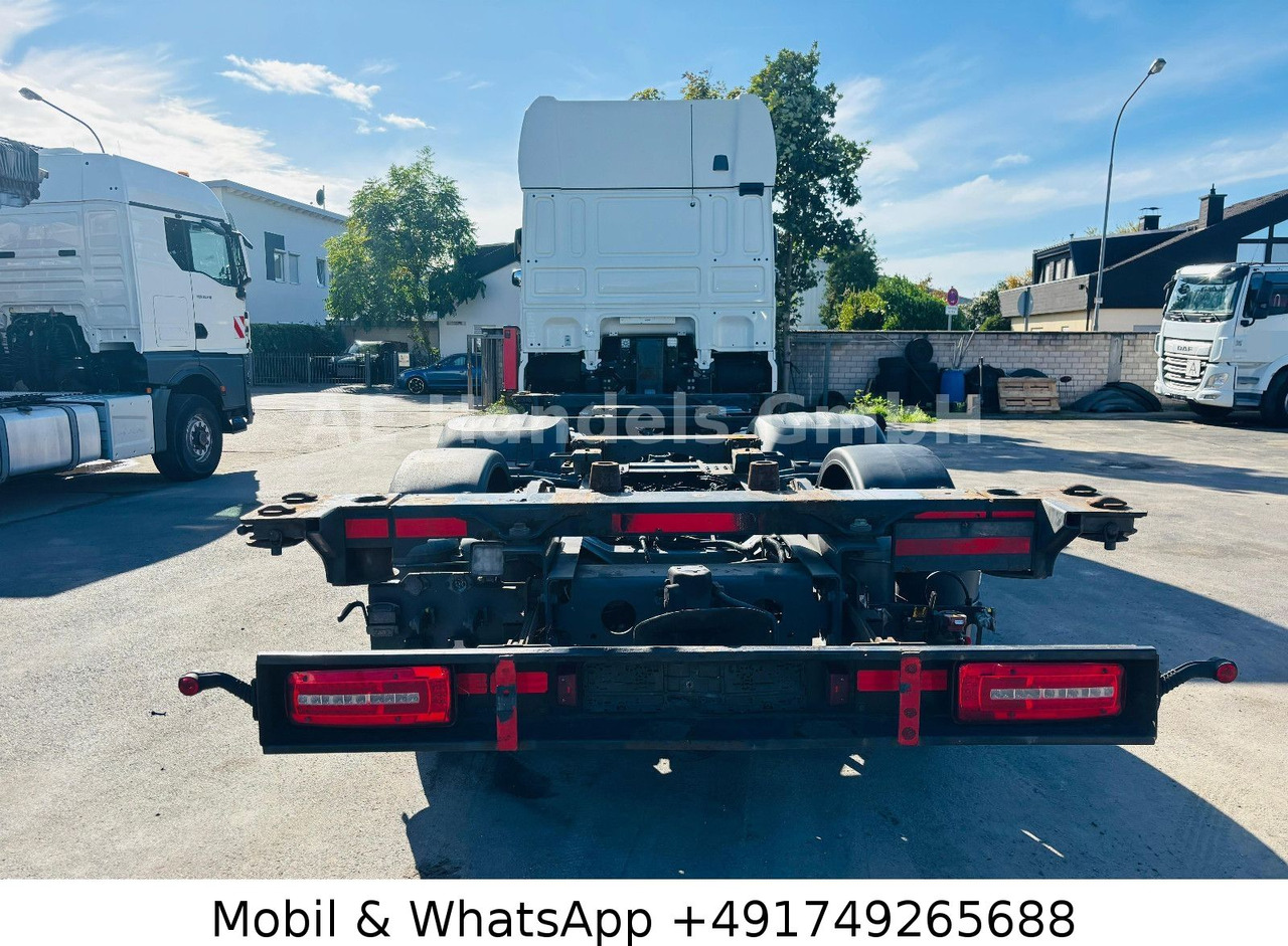 DAF XF480 SSC BDF *Retarder/Lenk+Lift/ACC/2xTank/AHK - Autocarro portacontainer/ Caisse interchangeable: foto 4 DAF XF480 SSC BDF *Retarder/Lenk+Lift/ACC/2xTank/AHK - Autocarro portacontainer/ Caisse interchangeable: foto 4