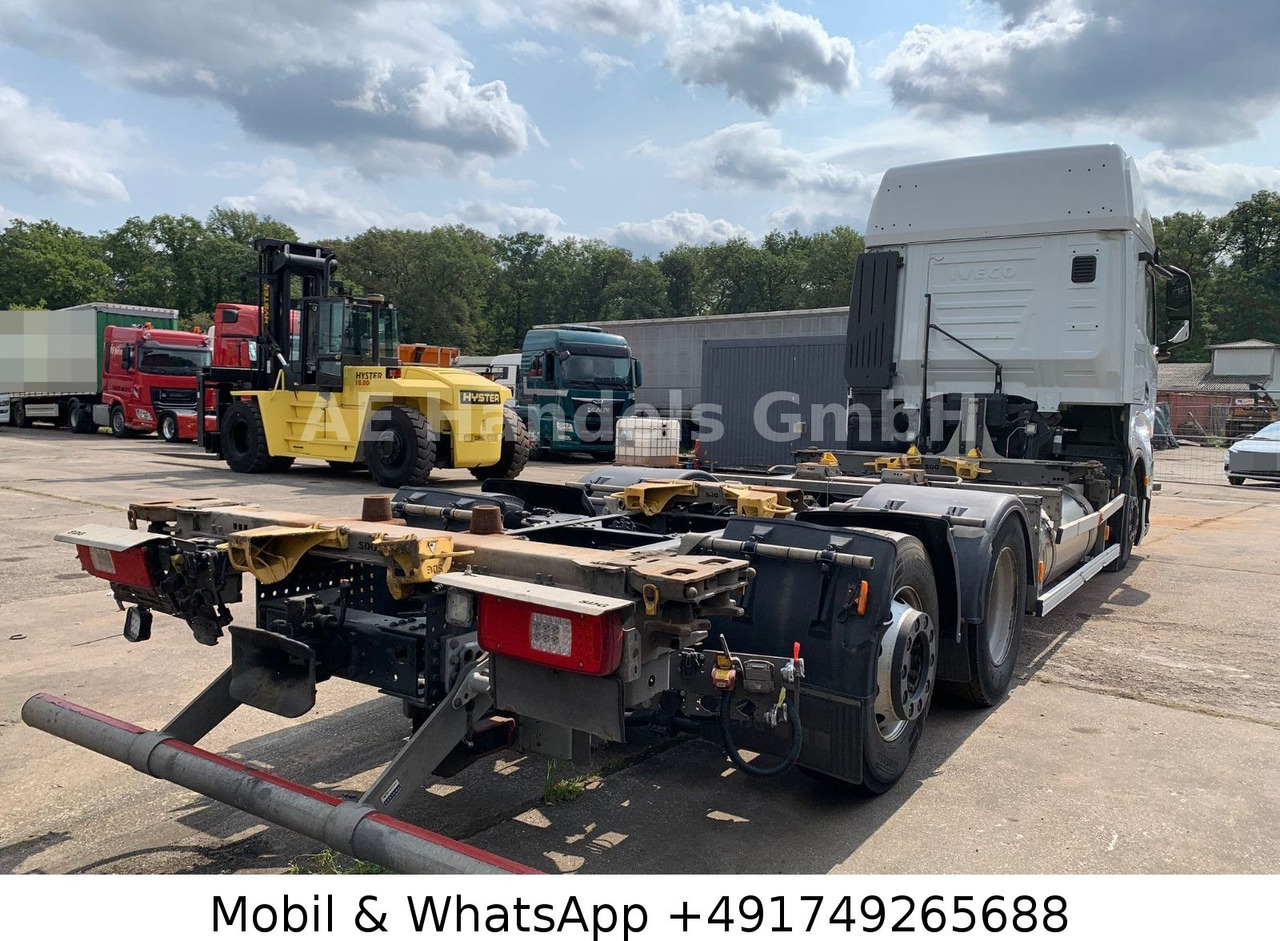 Iveco S-Way 460 LNG BDF 6x2 *Retarder/Lenk+Lift/AHK - Autocarro portacontainer/ Caisse interchangeable: foto 3 Iveco S-Way 460 LNG BDF 6x2 *Retarder/Lenk+Lift/AHK - Autocarro portacontainer/ Caisse interchangeable: foto 3