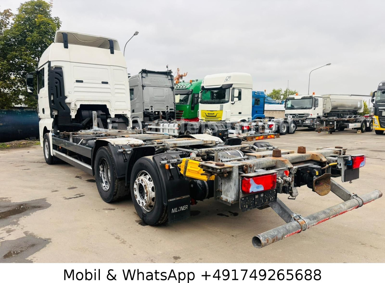 MAN TGX 26.440 BDF XLX LL 6x2 *Retarder/ACC/Lift/AHK - Autocarro portacontainer/ Caisse interchangeable: foto 5 MAN TGX 26.440 BDF XLX LL 6x2 *Retarder/ACC/Lift/AHK - Autocarro portacontainer/ Caisse interchangeable: foto 5