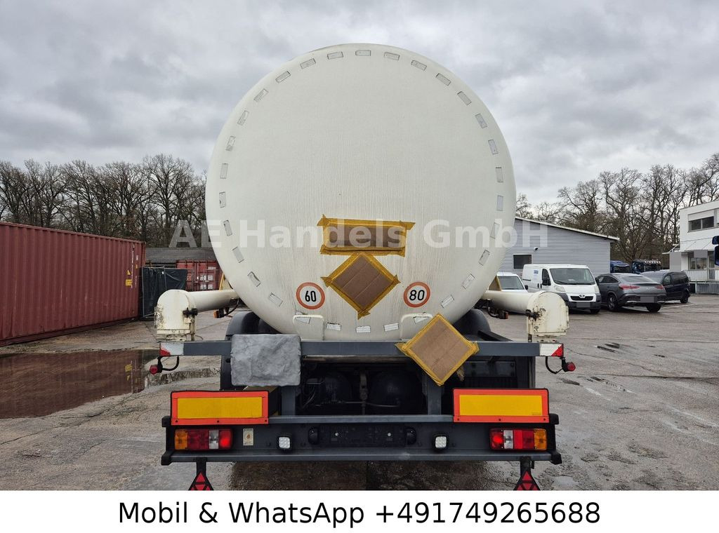 Willig *ADR/40.000Liter/Kerosin/Diesel/Benzin Willig *ADR/40.000Liter/Kerosin/Diesel/Benzin - Semirimorchio cisterna: foto 4 Willig *ADR/40.000Liter/Kerosin/Diesel/Benzin Willig *ADR/40.000Liter/Kerosin/Diesel/Benzin - Semirimorchio cisterna: foto 4