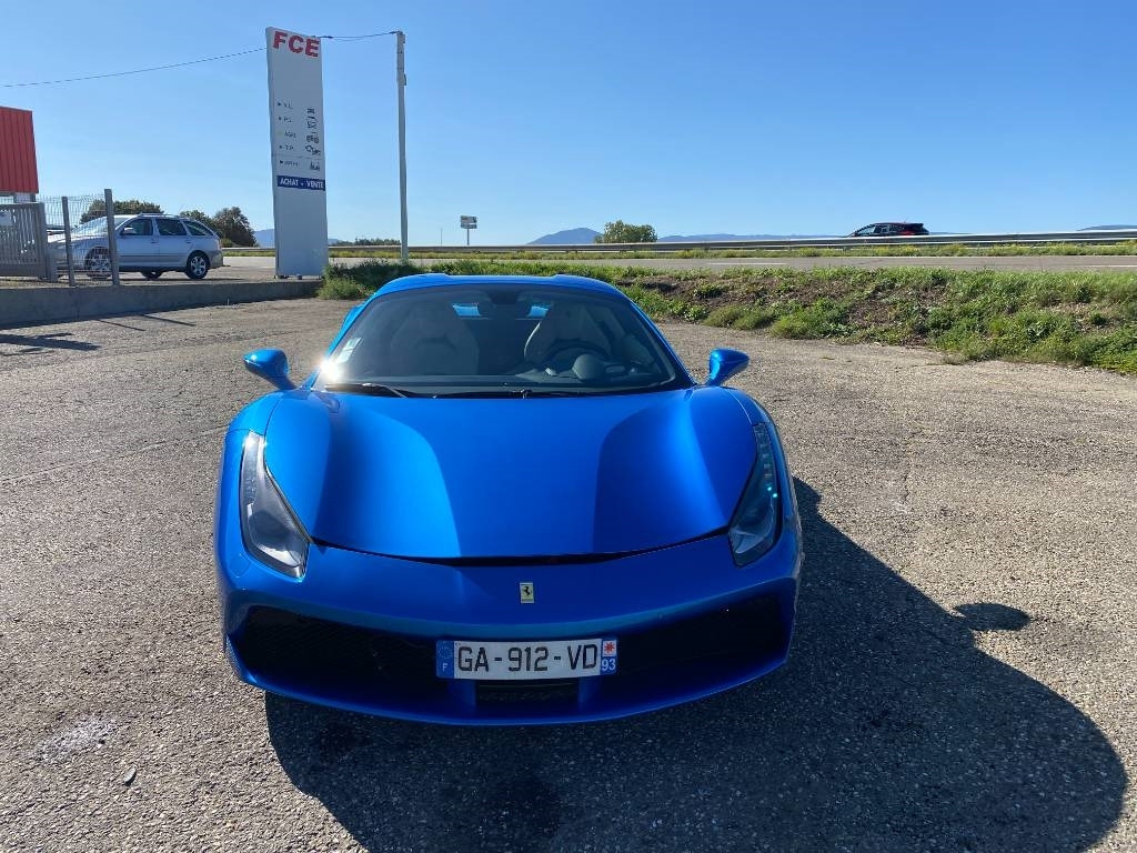 Ferrari 488 SPIDER -Carte Grise Française endommagé - Cabriolet: foto 3 Ferrari 488 SPIDER -Carte Grise Française endommagé - Cabriolet: foto 3