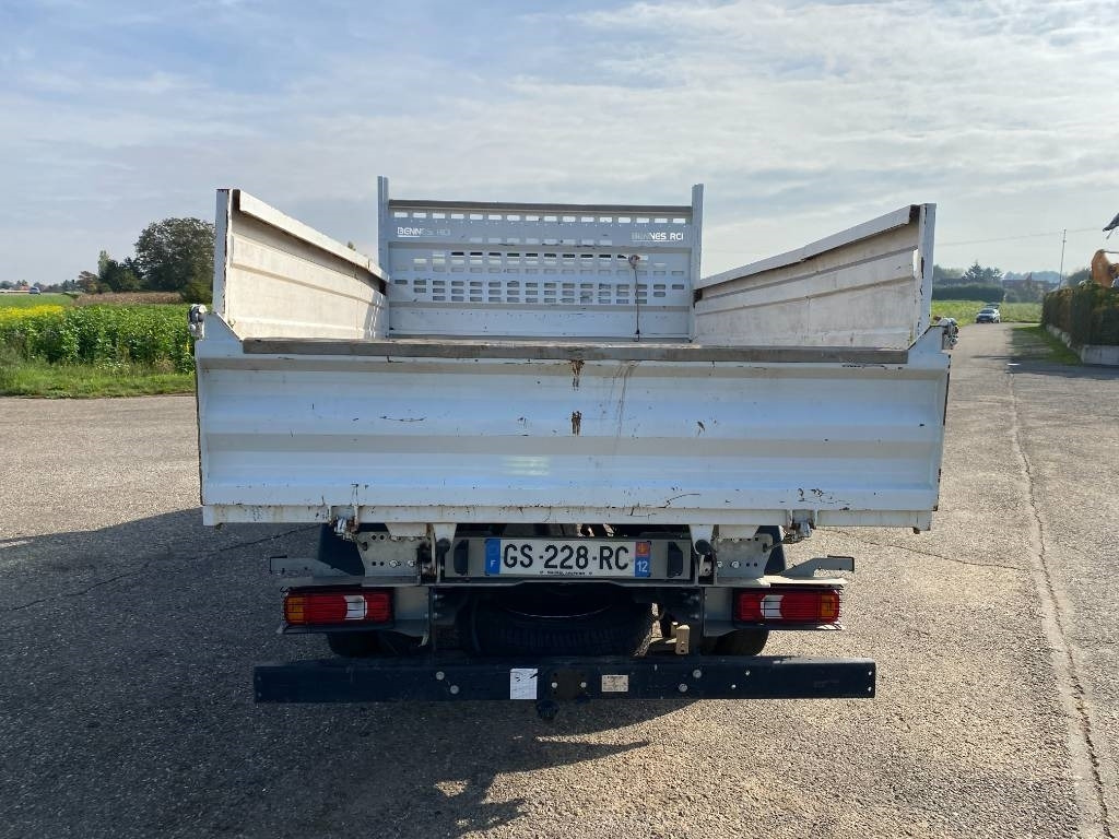 Iveco DAILY 35-180/35C18 3.0-180 M/Jet endommagé - Furgone con cassone fisso: foto 5 Iveco DAILY 35-180/35C18 3.0-180 M/Jet endommagé - Furgone con cassone fisso: foto 5