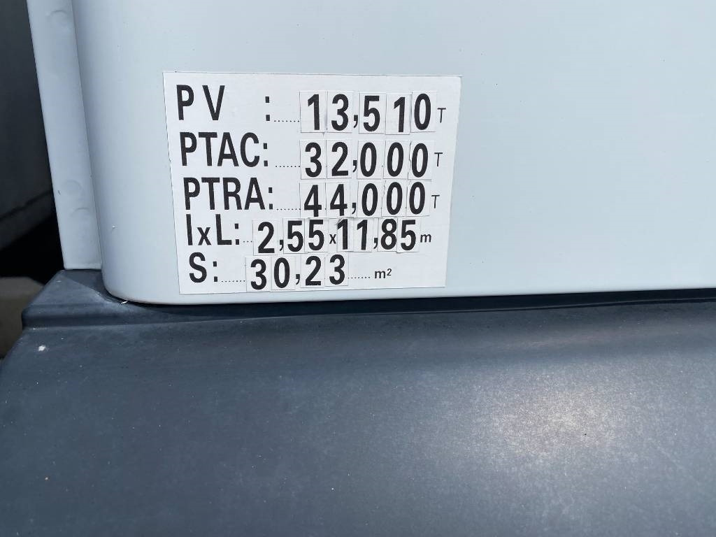 Carro attrezzi Iveco STRALIS 360 e6 A Réparer: foto 46