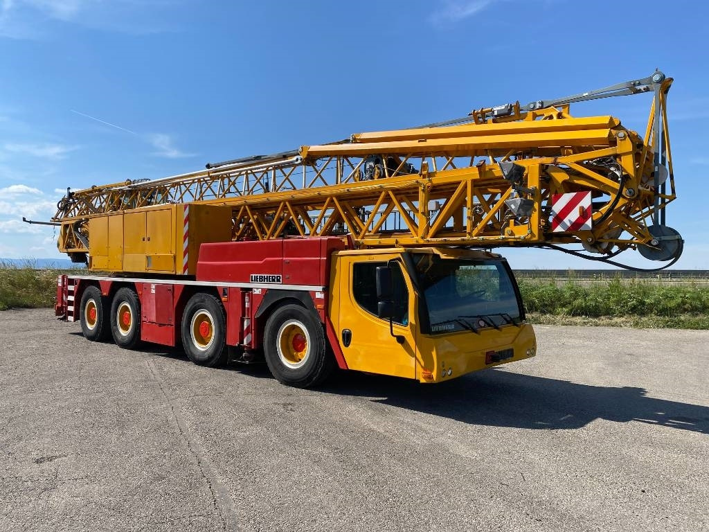 Liebherr MK 88 Certificat CE / 1er Main endommagée - Autogru: foto 3 Liebherr MK 88 Certificat CE / 1er Main endommagée - Autogru: foto 3