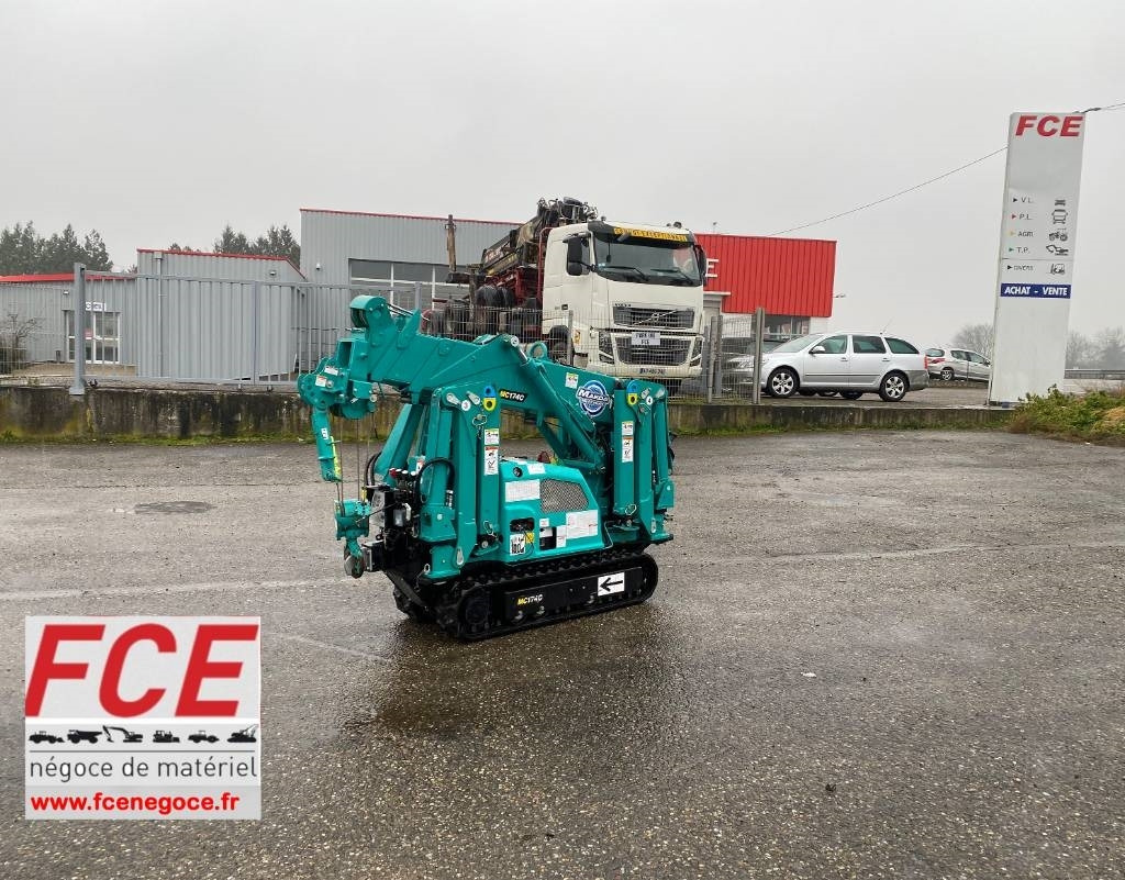 Maeda MC 174 CRM 1er Main Origine Française endommagée - Gru cingolata: foto 1 Maeda MC 174 CRM 1er Main Origine Française endommagée - Gru cingolata: foto 1