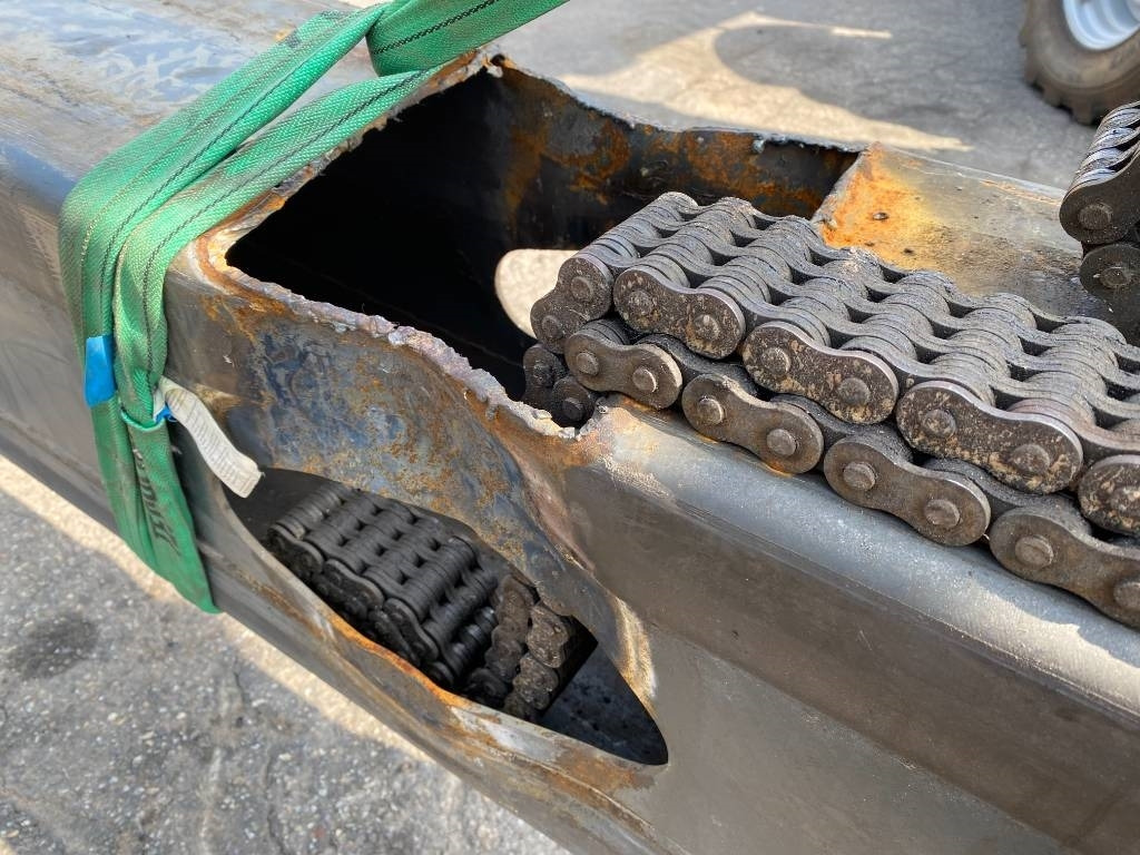 Sollevatore telescopico Magni RTH 5.23 SMART-D/C 1er Main endommagé: foto 16 Sollevatore telescopico Magni RTH 5.23 SMART-D/C 1er Main endommagé: foto 16