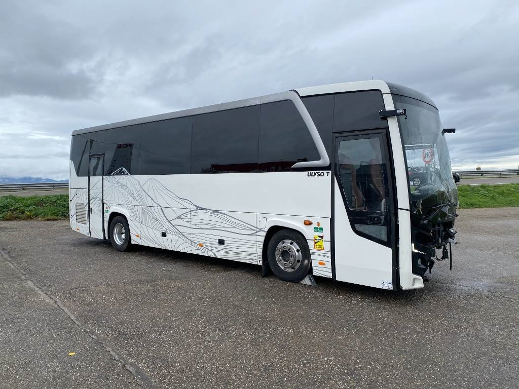 Otokar ULYSO-T Cummins e6/316Ps endommagé - Autobus extraurbano: foto 3 Otokar ULYSO-T Cummins e6/316Ps endommagé - Autobus extraurbano: foto 3