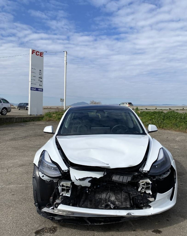 Tesla MODEL 3 - 5YJ3 Rwd Origine Française - Berlina: foto 2 Tesla MODEL 3 - 5YJ3 Rwd Origine Française - Berlina: foto 2