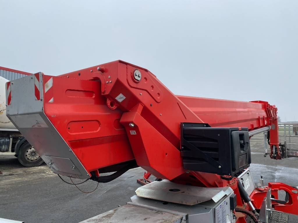 Piattaforma aerea Teupen LEO35T/PLUS a réparer: foto 31