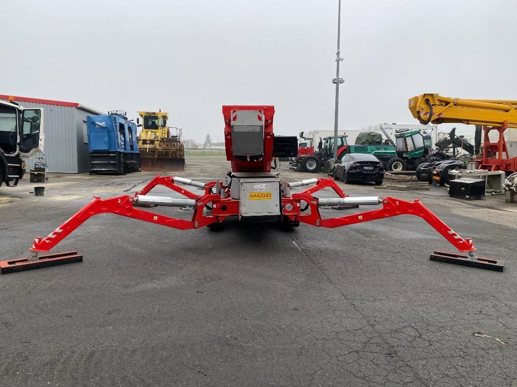 Piattaforma aerea Teupen LEO35T/PLUS a réparer: foto 12