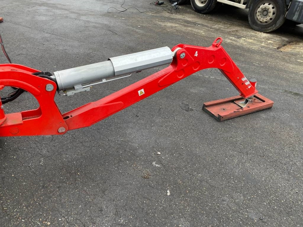 Piattaforma aerea Teupen LEO35T/PLUS a réparer: foto 42
