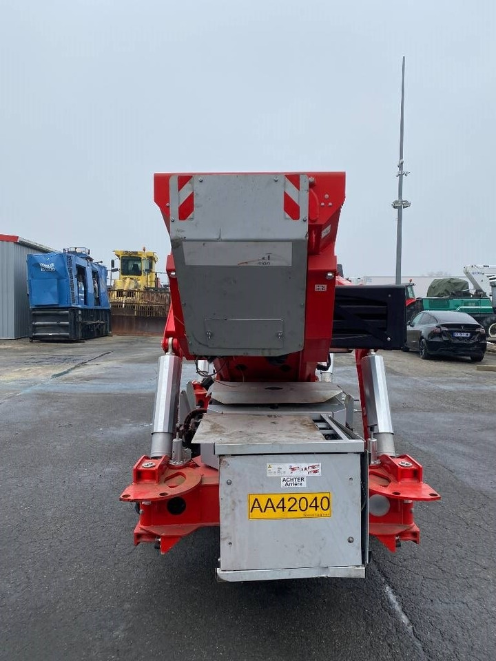 Piattaforma aerea Teupen LEO35T/PLUS a réparer: foto 5