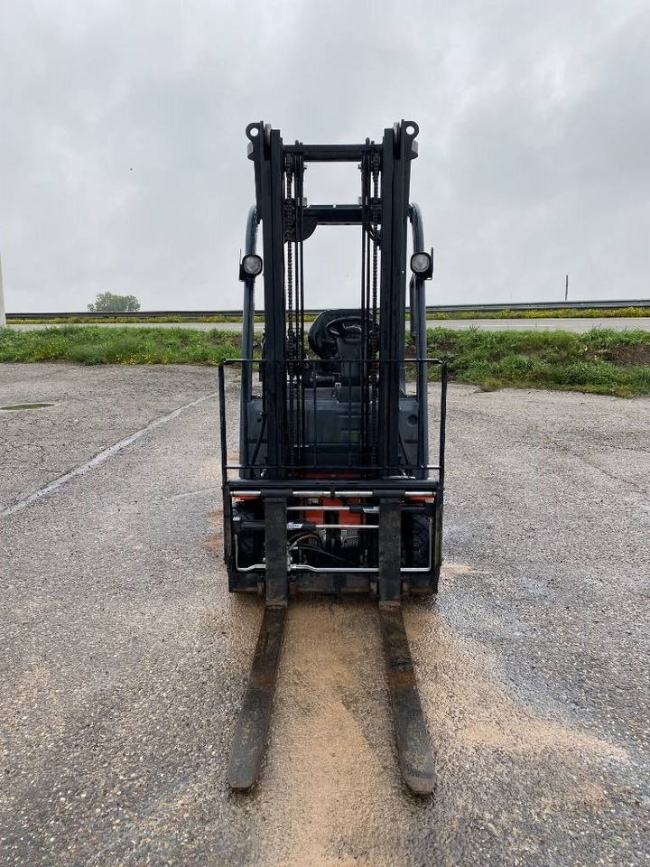 Toyota TRAIGO 48/16-8FBMK16T endommagé - Carrello elevatore elettrico: foto 2 Toyota TRAIGO 48/16-8FBMK16T endommagé - Carrello elevatore elettrico: foto 2