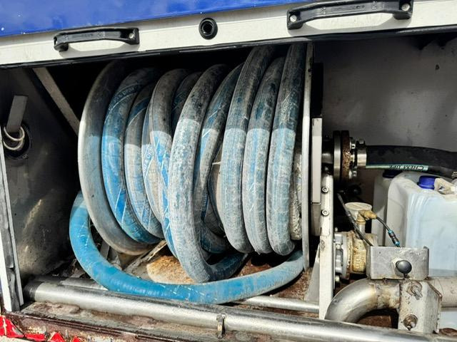 Fruehauf DAF XF 480 + REMORQUE FRUEHAUF CITERNE 23500€ - Semirimorchio cisterna: foto 4 Fruehauf DAF XF 480 + REMORQUE FRUEHAUF CITERNE 23500€ - Semirimorchio cisterna: foto 4