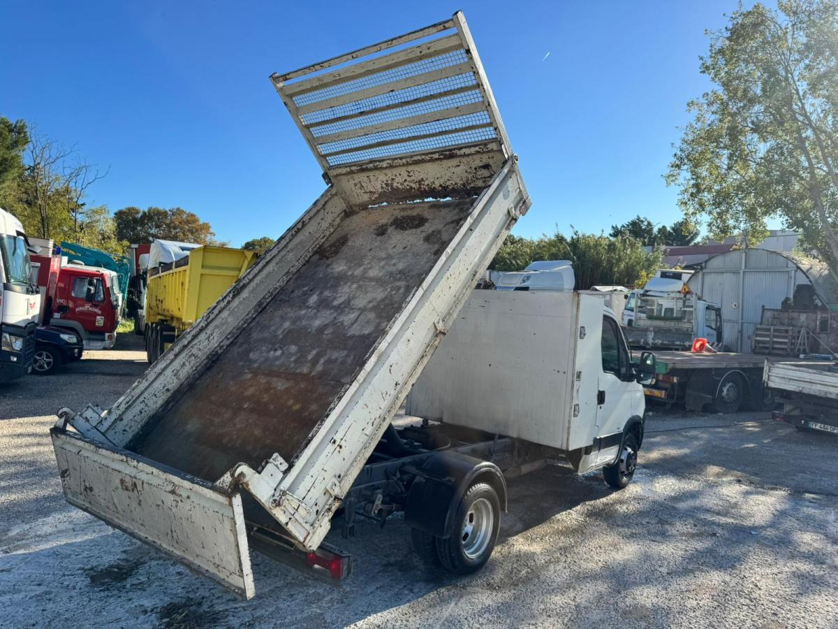 Furgone ribaltabile Iveco Daily 35C12: foto 8 Furgone ribaltabile Iveco Daily 35C12: foto 8