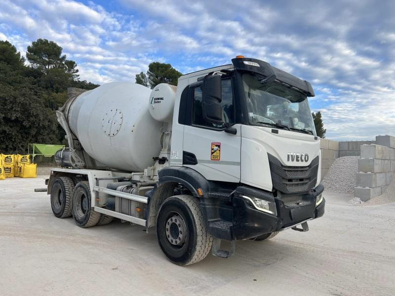 Iveco X-WAY 420 MALAXEUR STETTER 6X4 - Autobetoniera: foto 1 Iveco X-WAY 420 MALAXEUR STETTER 6X4 - Autobetoniera: foto 1