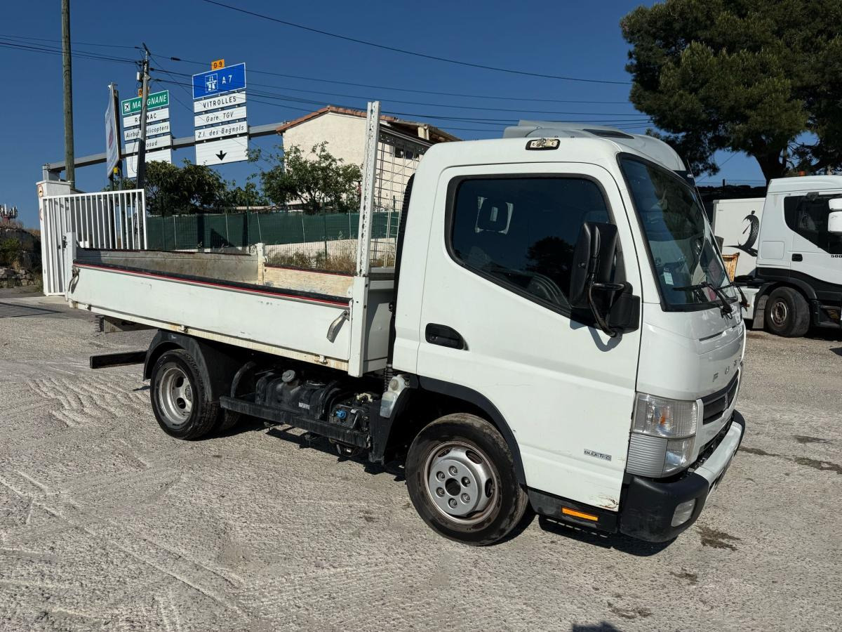 Mitsubishi Fuso Canter 3C15 - Furgone ribaltabile: foto 3 Mitsubishi Fuso Canter 3C15 - Furgone ribaltabile: foto 3