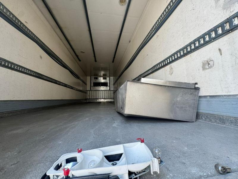 Renault D19 - Autocarro frigorifero: foto 4 Renault D19 - Autocarro frigorifero: foto 4