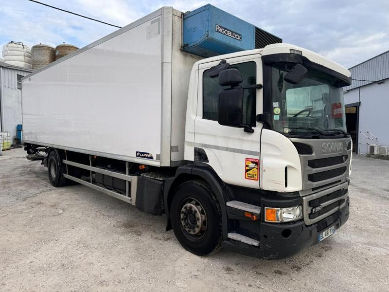 Scania P 250 - Autocarro frigorifero: foto 3 Scania P 250 - Autocarro frigorifero: foto 3