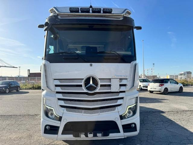Mercedes ACTROS 1851 - Trattore stradale: foto 2 Mercedes ACTROS 1851 - Trattore stradale: foto 2