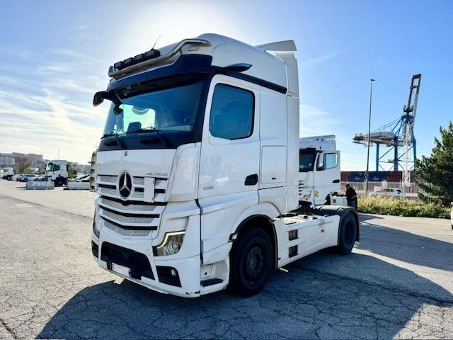 Mercedes ACTROS 1851 - Trattore stradale: foto 1 Mercedes ACTROS 1851 - Trattore stradale: foto 1