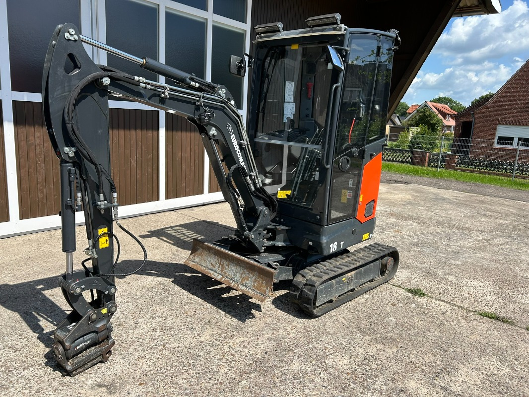 Eurocomach 18ZT - Miniescavatore: foto 1 Eurocomach 18ZT - Miniescavatore: foto 1