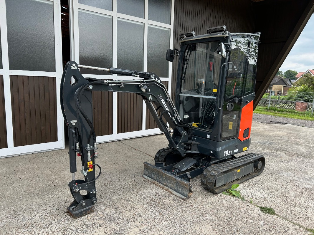 Eurocomach 19ZT - Miniescavatore: foto 1 Eurocomach 19ZT - Miniescavatore: foto 1