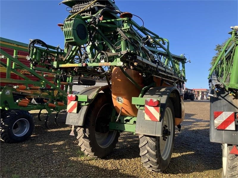 Amazone UX 4200 24m - Polverizzatore trainato: foto 3 Amazone UX 4200 24m - Polverizzatore trainato: foto 3