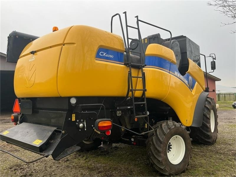 New Holland CX 6090 4wd - Mietitrebbia: foto 5 New Holland CX 6090 4wd - Mietitrebbia: foto 5