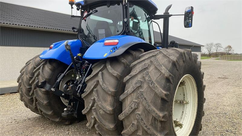 New Holland T7.270 AutoCommand T7.270 - Trattore: foto 4 New Holland T7.270 AutoCommand T7.270 - Trattore: foto 4
