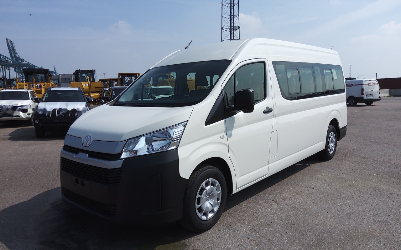 Toyota Hiace HIGH ROOF / TOIT HAUT 2.8L Diesel Manual base - Minibus, Pulmino: foto 1 Toyota Hiace HIGH ROOF / TOIT HAUT 2.8L Diesel Manual base - Minibus, Pulmino: foto 1