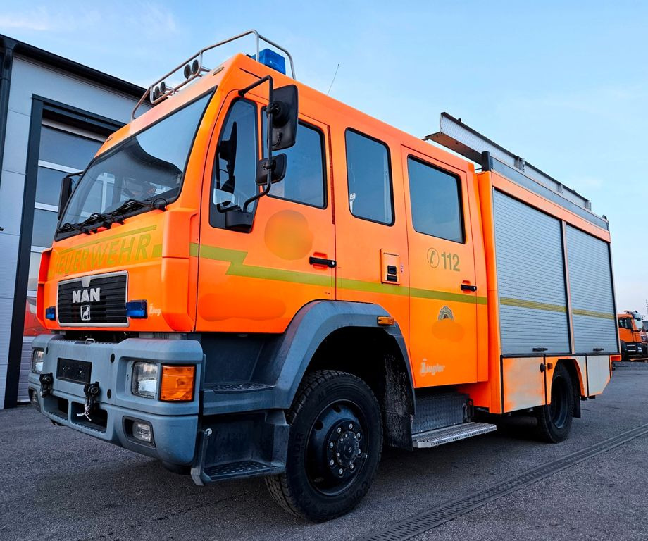MAN 14.224 L80 4x4 Feuerwehr LF16 Ziegler MAN 14.224 L80 4x4 Feuerwehr LF16 Ziegler - Autopompa: foto 1 MAN 14.224 L80 4x4 Feuerwehr LF16 Ziegler MAN 14.224 L80 4x4 Feuerwehr LF16 Ziegler - Autopompa: foto 1