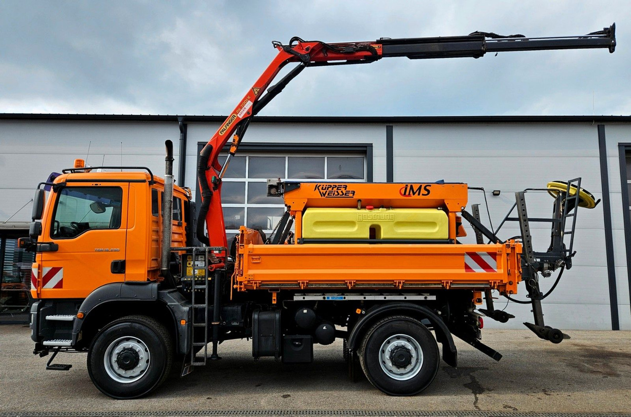 MAN TGM 18.290 4x4 Palfinger PK7001 Kran Funk Euro5 - Autocarro ribaltabile, Camion con gru: foto 2 MAN TGM 18.290 4x4 Palfinger PK7001 Kran Funk Euro5 - Autocarro ribaltabile, Camion con gru: foto 2