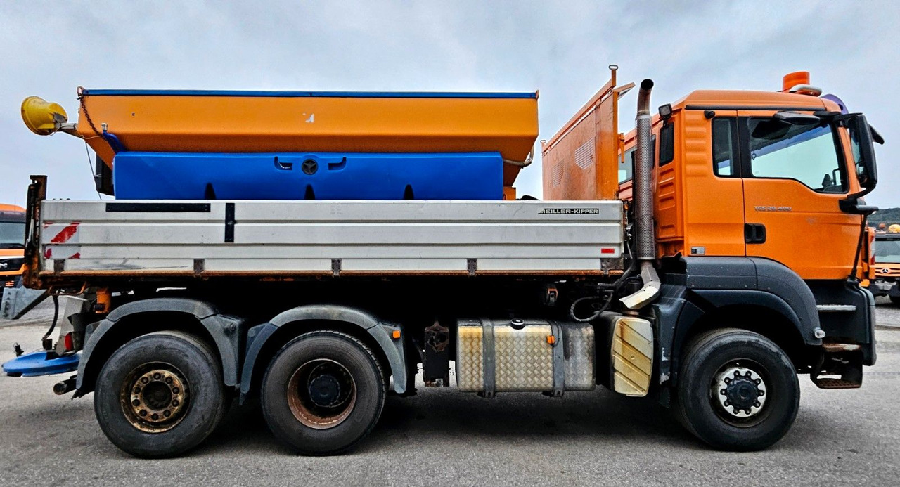 MAN TGS 28.400 6x4-4 BL Winterdienst Schmidt Euro5 - Autocarro ribaltabile: foto 5 MAN TGS 28.400 6x4-4 BL Winterdienst Schmidt Euro5 - Autocarro ribaltabile: foto 5