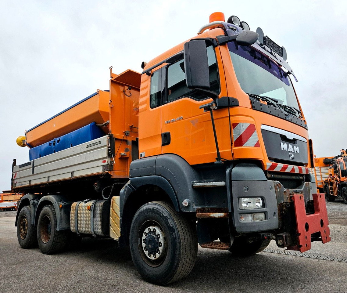 MAN TGS 28.400 6x4-4 BL Winterdienst Schmidt Euro5 - Autocarro ribaltabile: foto 1 MAN TGS 28.400 6x4-4 BL Winterdienst Schmidt Euro5 - Autocarro ribaltabile: foto 1