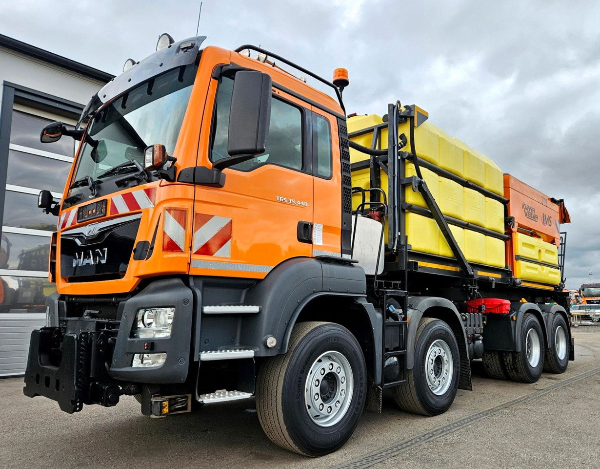 MAN TGS 35.440 8x4 BL Euro6 Winterdienst Streuer - Autocarro ribaltabile: foto 1 MAN TGS 35.440 8x4 BL Euro6 Winterdienst Streuer - Autocarro ribaltabile: foto 1