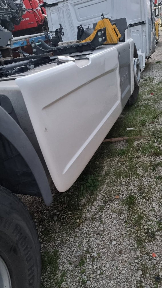 MAN TGX E6 pezzi di ricambio - Ricambi per Camion: foto 2 MAN TGX E6 pezzi di ricambio - Ricambi per Camion: foto 2