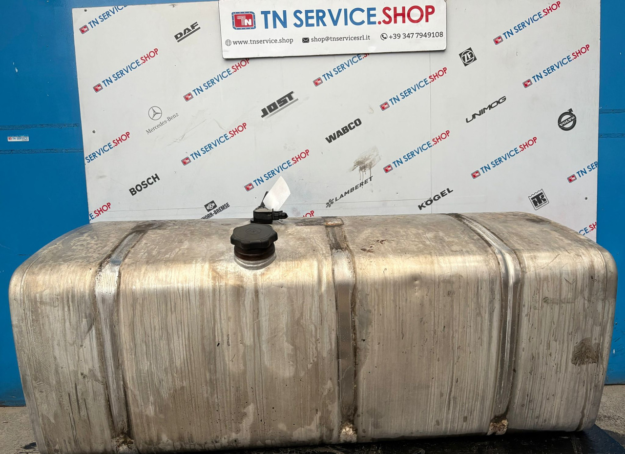 Serbatoio carburante Iveco - Serbatoio carburante per Camion: foto 1 Serbatoio carburante Iveco - Serbatoio carburante per Camion: foto 1