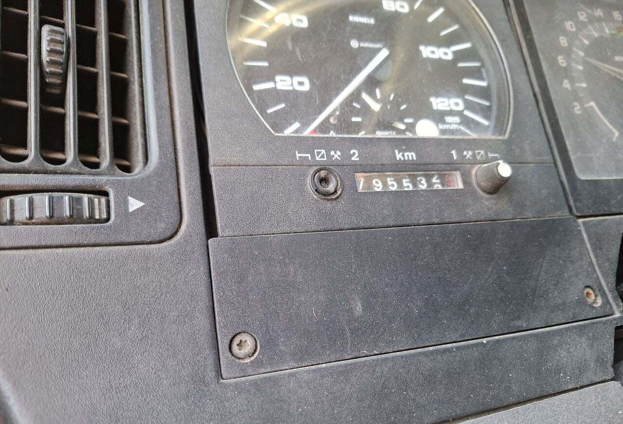 Autocarro frigorifero Renault MT 180.12: foto 6