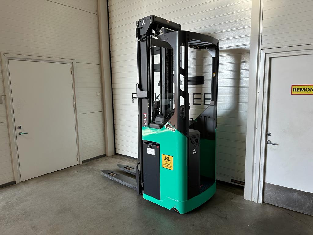 Mitsubishi SBR16N - Stoccatore: foto 3 Mitsubishi SBR16N - Stoccatore: foto 3