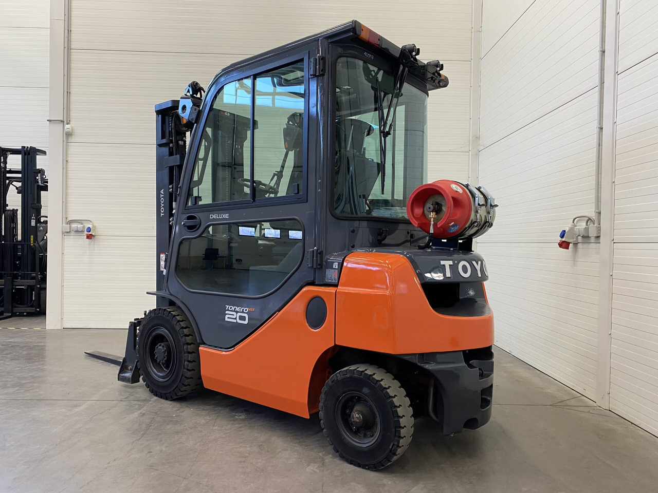Toyota 06-8FG20F - Carrello elevatore a gas: foto 2 Toyota 06-8FG20F - Carrello elevatore a gas: foto 2