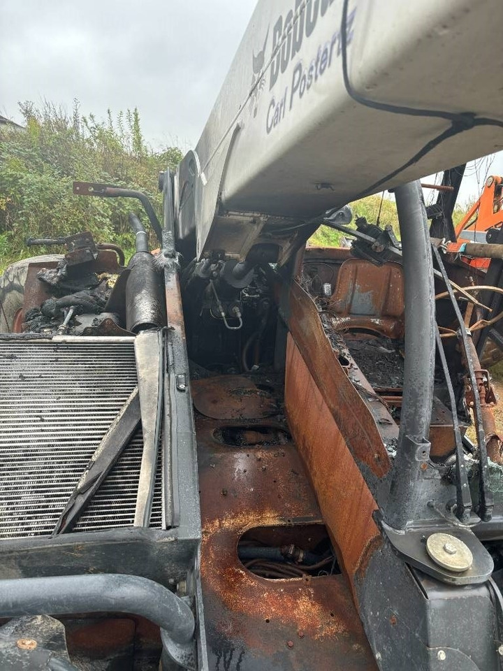 Bobcat TL 470 HF Ausgebrannt - Sollevatore telescopico: foto 2 Bobcat TL 470 HF Ausgebrannt - Sollevatore telescopico: foto 2