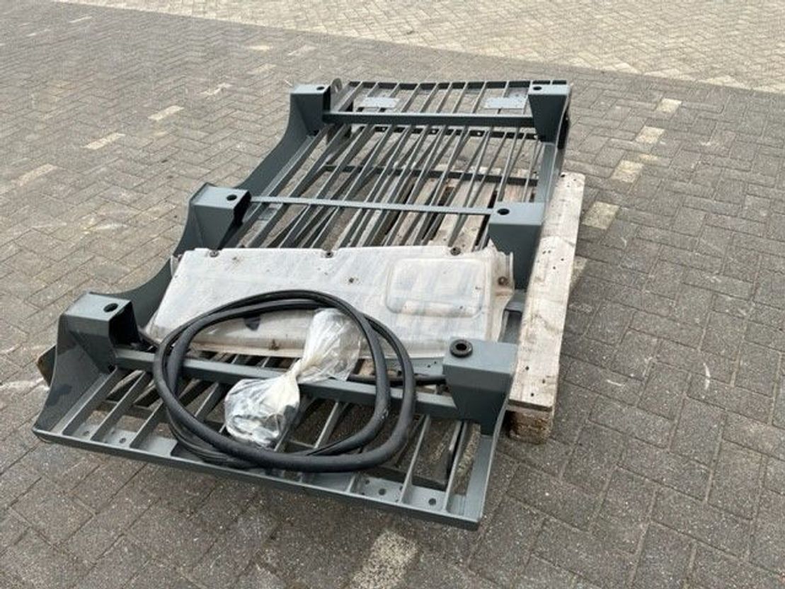 Liebherr 900/924 - Carrozzeria ed esterni per Escavatore: foto 3 Liebherr 900/924 - Carrozzeria ed esterni per Escavatore: foto 3